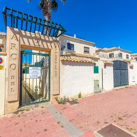 Fh Mediterraneo Torrevieja Extérieur photo