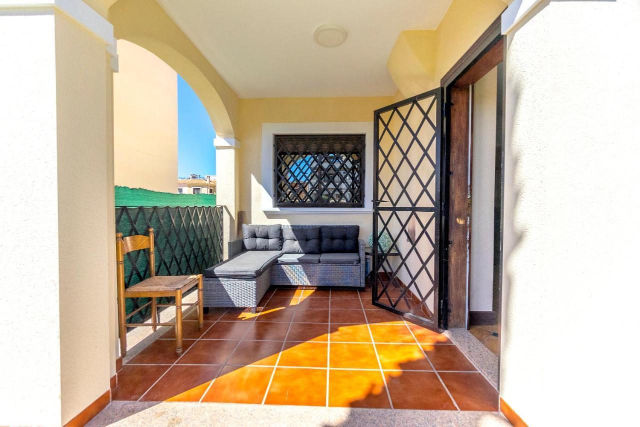 Fh Mediterraneo Torrevieja Extérieur photo