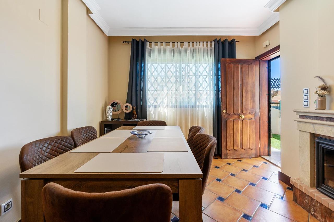 Fh Mediterraneo Torrevieja Extérieur photo